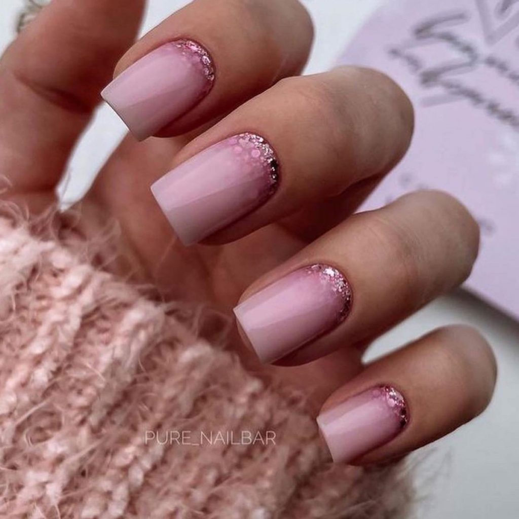 Squoval Nails 16 nápadů: Elegantní a nadčasový trend nehtů