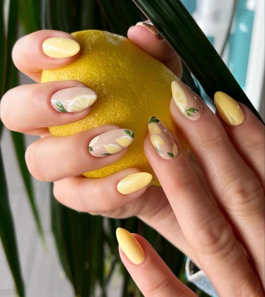 Trendy žluté nehty 20 nápadů: Obejme slunce se stylovým nail artem