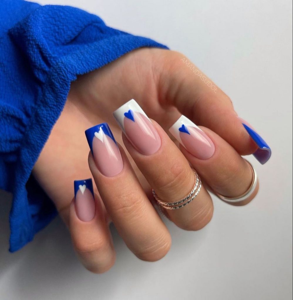 Blue and White Nails 18 Ideas: Embrace Elegance with Stunning Nail Designs