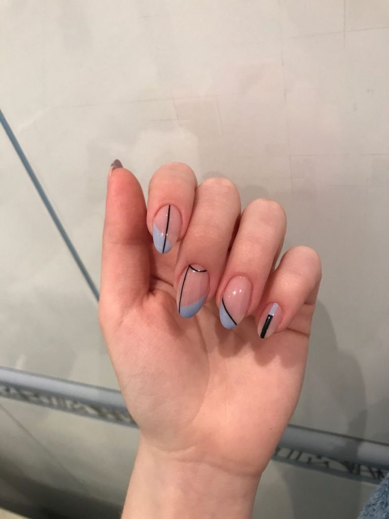 Návrhy nehtů Minimálně 20 nápadů: Přijměte jednoduchost s úžasným nail artem