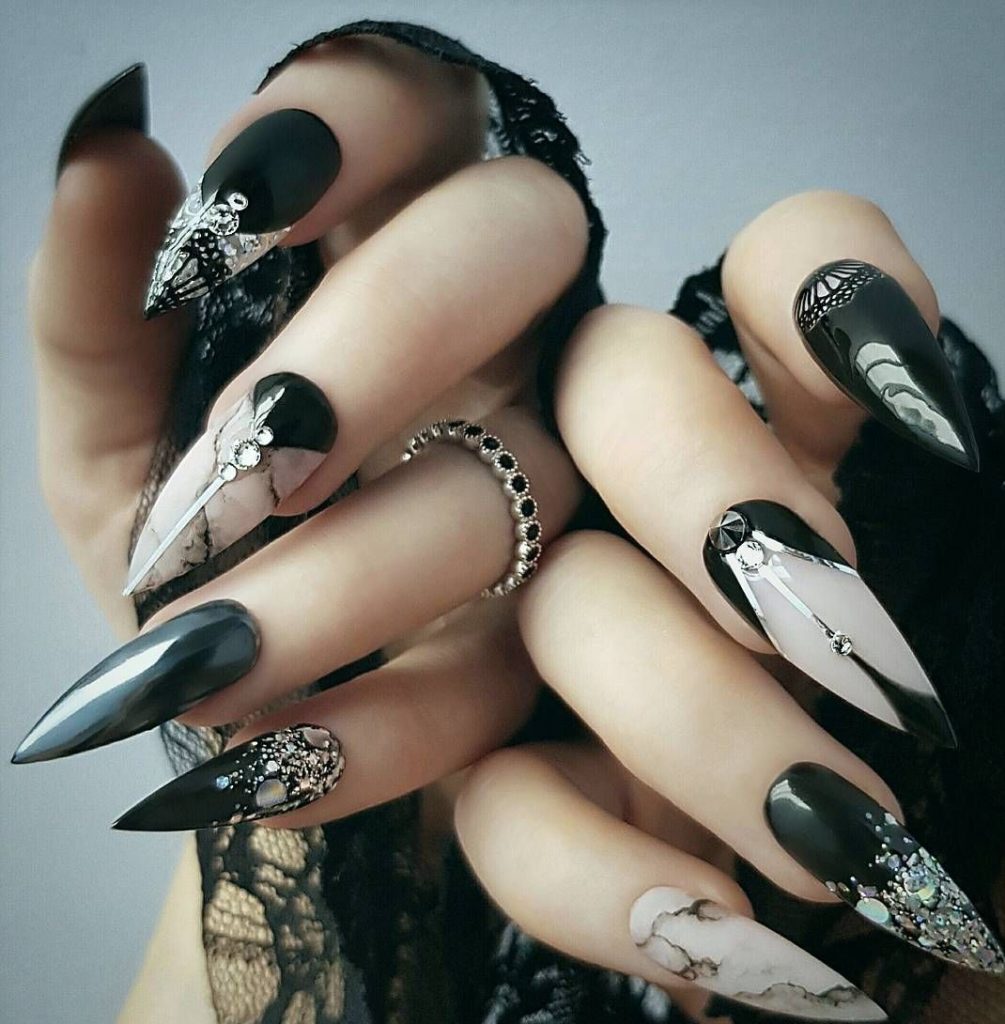 Black Nails Acrylic 20 nápadů: Přijměte odvážný a elegantní vzhled