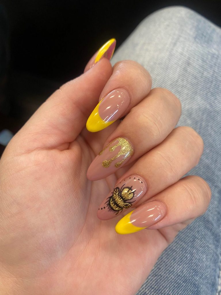 Trendy žluté nehty 20 nápadů: Obejme slunce se stylovým nail artem