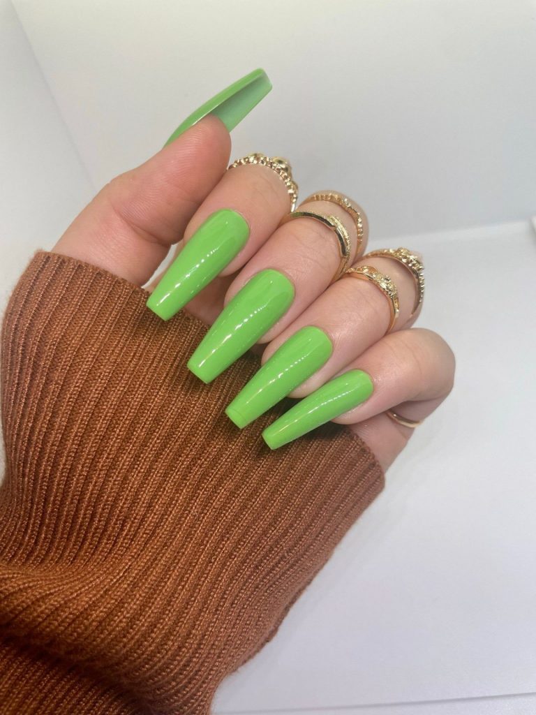 Lime Green Nails 18 Ideas: Embrace the Trendy and Vibrant Look!