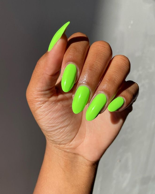 Neon Green Nails 18 Ideas: Embrace the Vibrant Trend