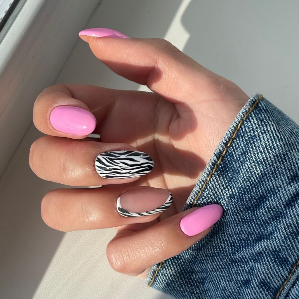 Black and Pink Nails 21 Ideas: Adding a Splash of Chic Contrast to Your Style