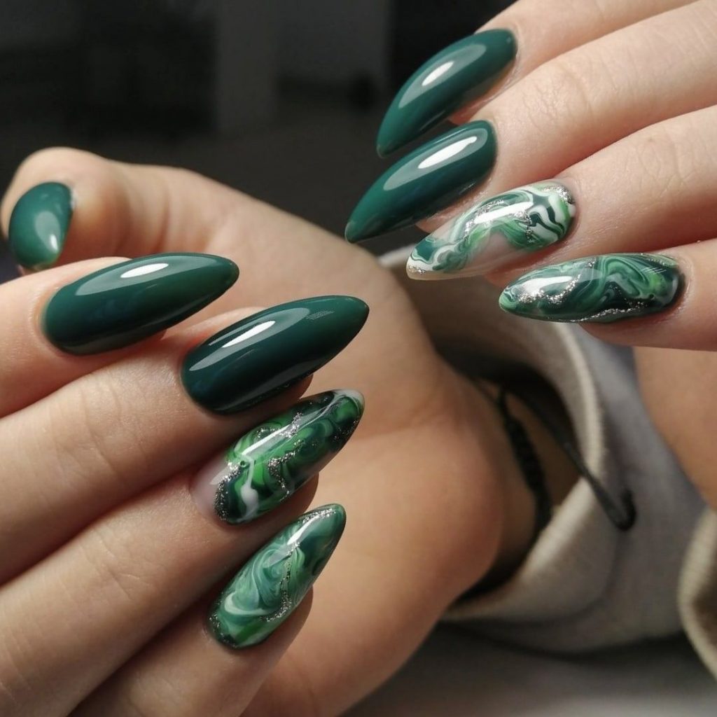 Dark Green Nails 16 Ideas: Embrace Elegance and Sophistication
