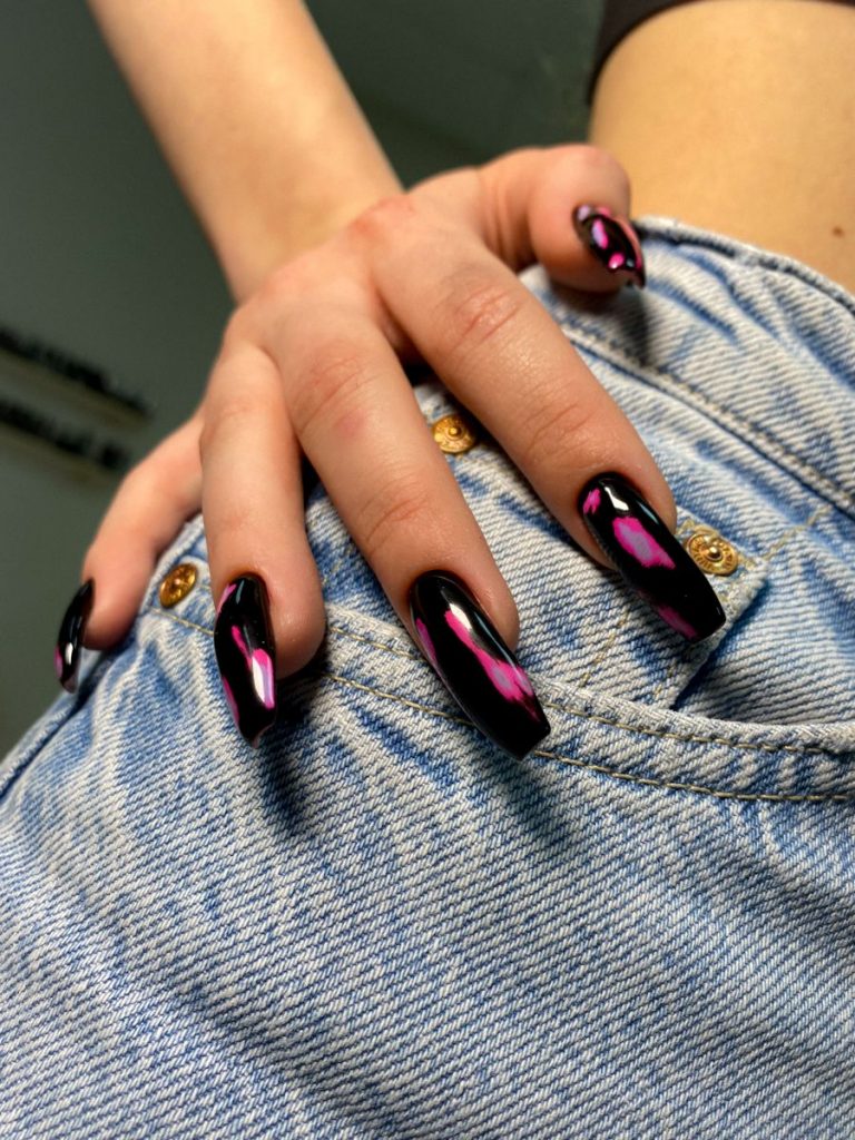 Black and Pink Nails 21 Ideas: Adding a Splash of Chic Contrast to Your Style