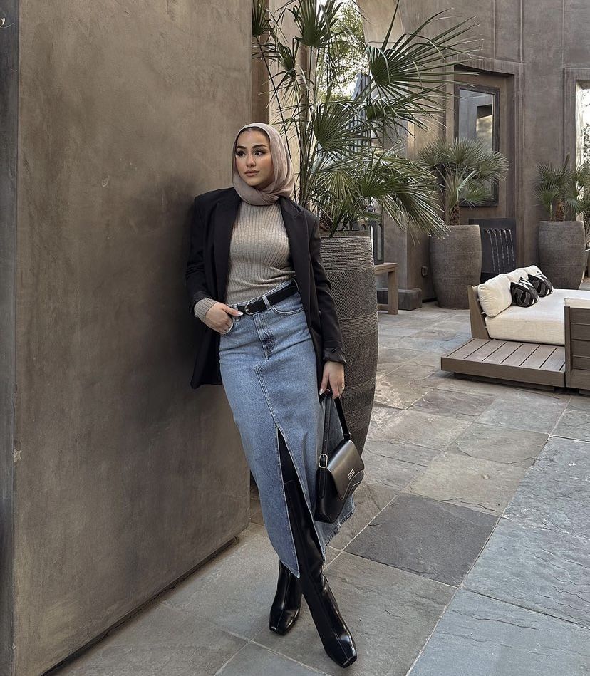 Hijabi Outfits Skirts 2023 18 Ideas: Fashionable and Modest Styles
