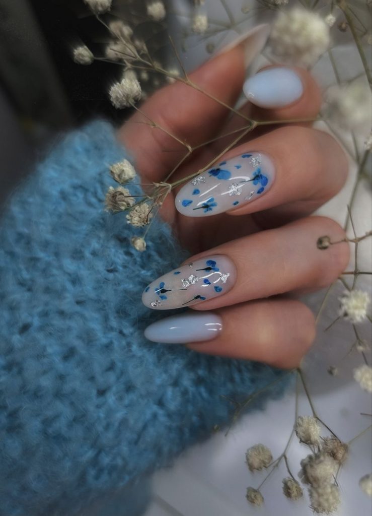 Flower Nail Art 16 Ideas: Blooming Trends for Creative Nail Enthusiasts