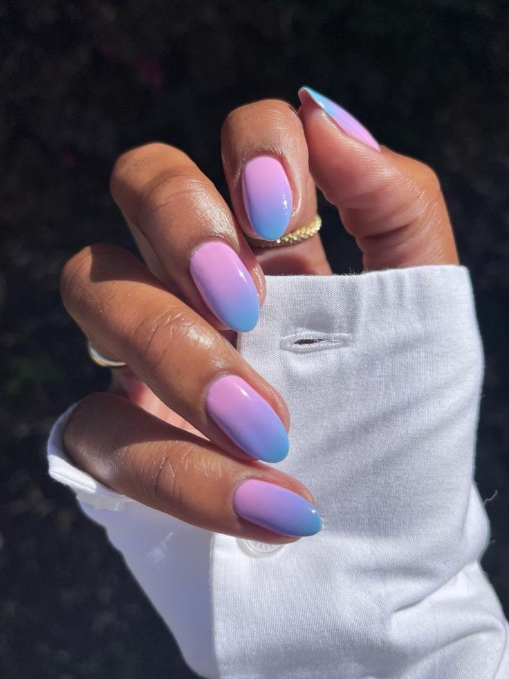 Ombre Nail Color 18 Ideas: Adding a Gradient Touch to Your Manicure