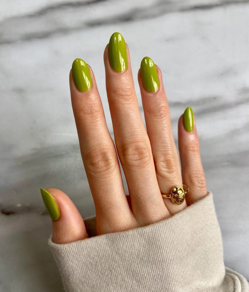 Lime Green Nails 18 Ideas: Embrace the Trendy and Vibrant Look!