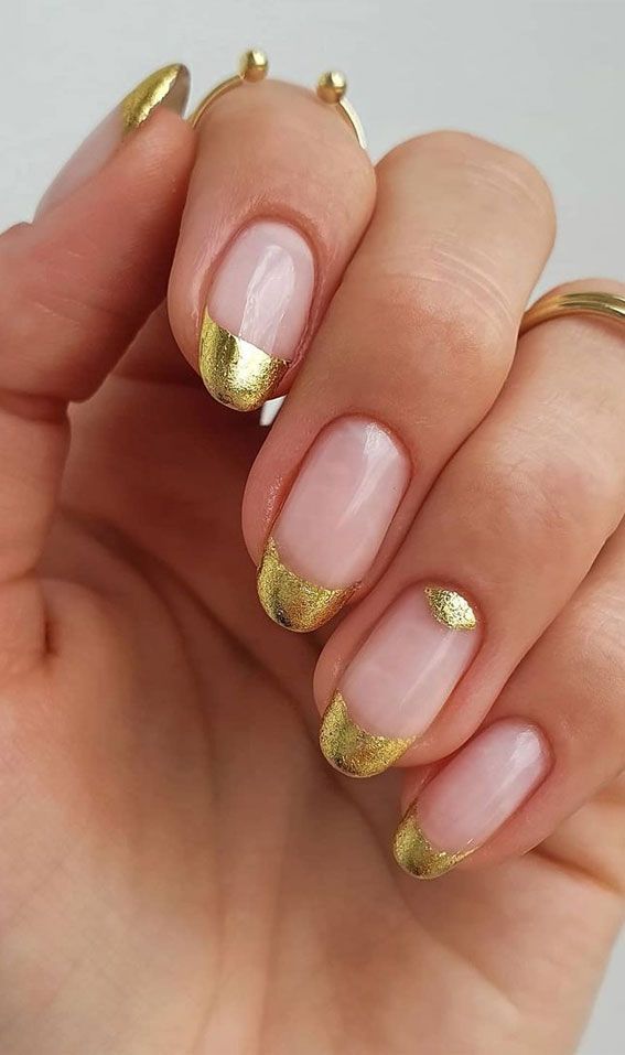 French Tip Nails 18 nápadů: Pozvedněte svou hru na nehty pomocí těchto stylových návrhů