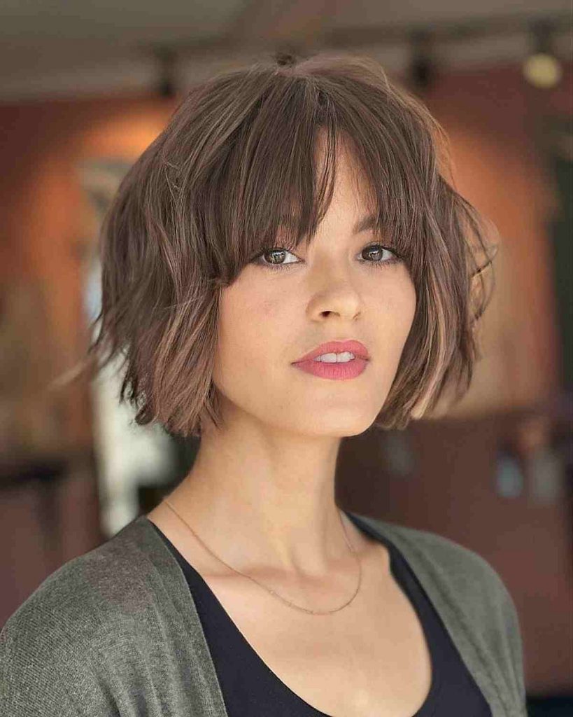 Short Winter Haircuts 2023-2024 18 Ideas: Stay Stylish and Cozy