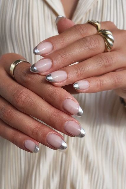 Silver Winter Nails 2023 - 2024 21 Ideas: Shimmering Elegance for the Season