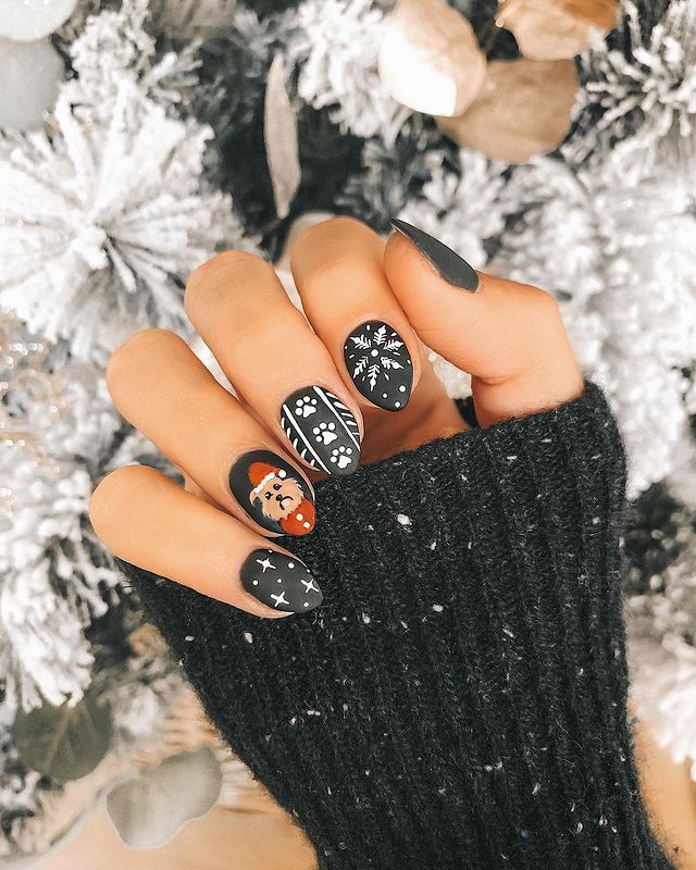 Edgy Winter Nails 2023-2024 20 nápadů: Stylově rozhýbejte svůj vzhled v chladném počasí