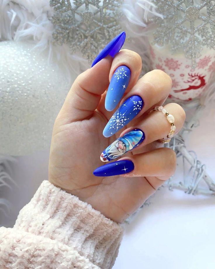 Winter Nail Art Snowflakes 2023 - 2024 18 nápadů