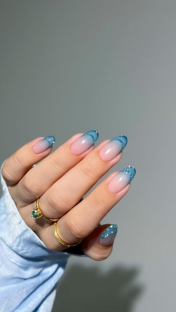 Short French Winter Nails 2023-2024 21 Ideas