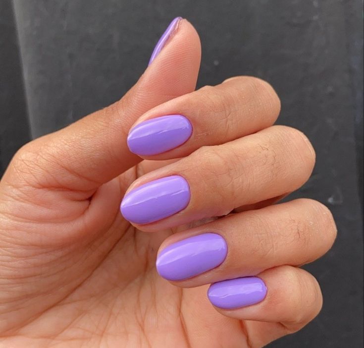 Round Nail Winter Colors 2023 - 2024 22 Ideas