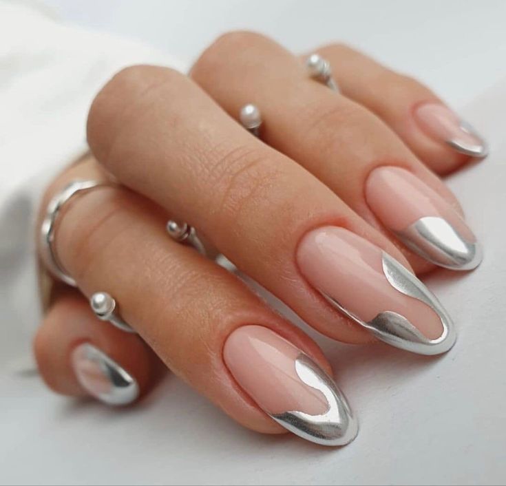 Silver Winter Nails 2023 - 2024 21 Ideas: Shimmering Elegance for the Season