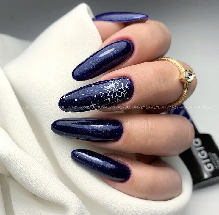 Medium Winter Nails 2023 - 2024 16 Ideas: Embrace the Season with Style