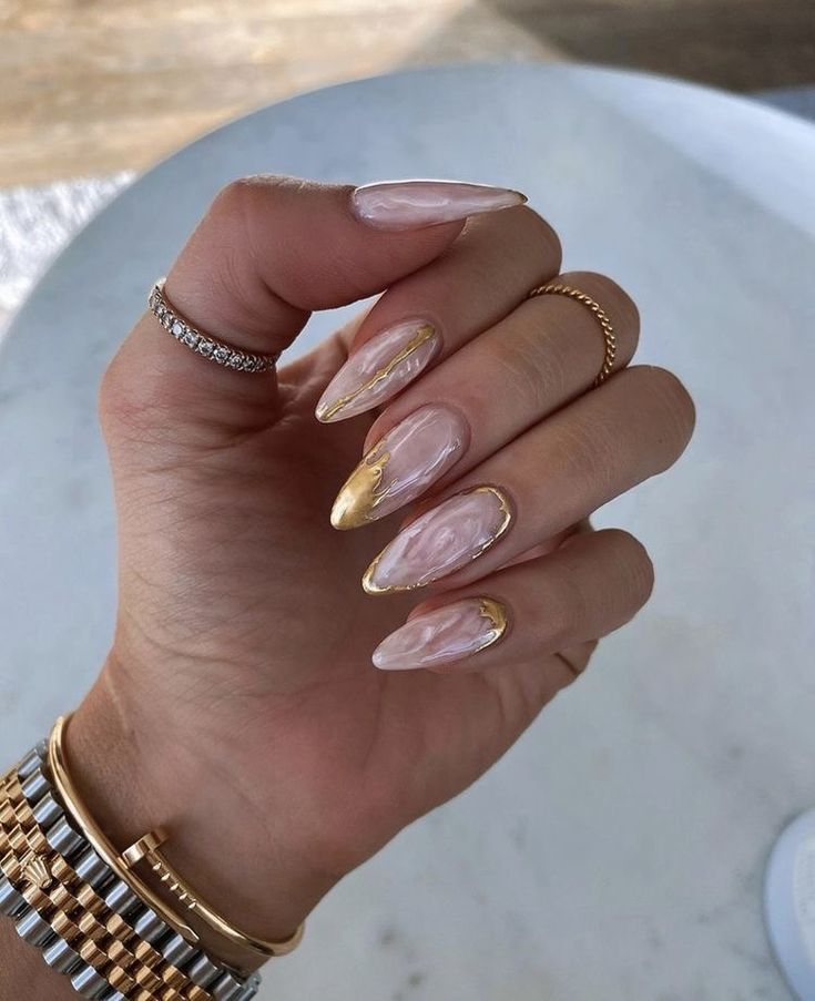 Winter Nails Solid Color 2023-2024 16 Ideas: A Trendy Guide