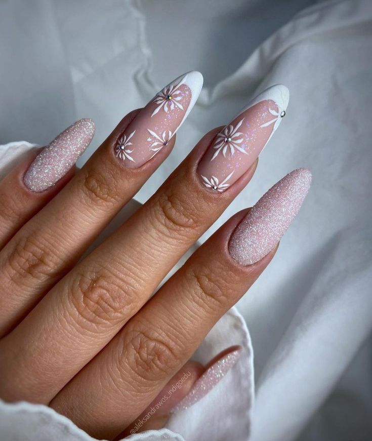 French Winter Nails Snowflake 2023-2024 16 Ideas: Embrace the Frosty Glamour