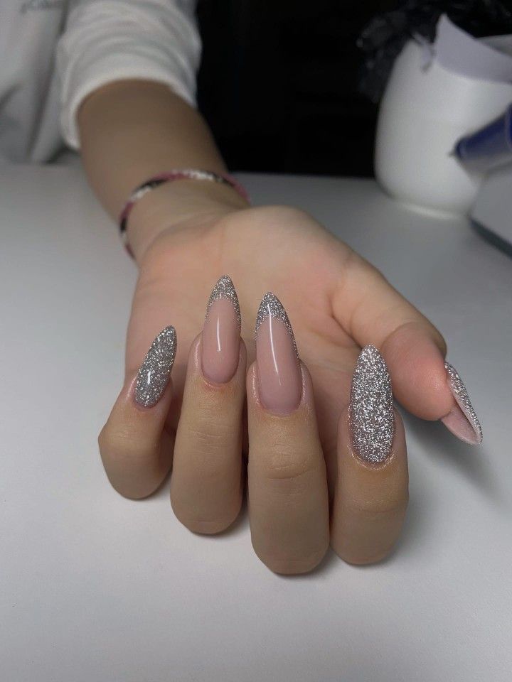 Almond Nails Winter Colors 2023 - 2024 20 Ideas: Stay Trendy and Chic!