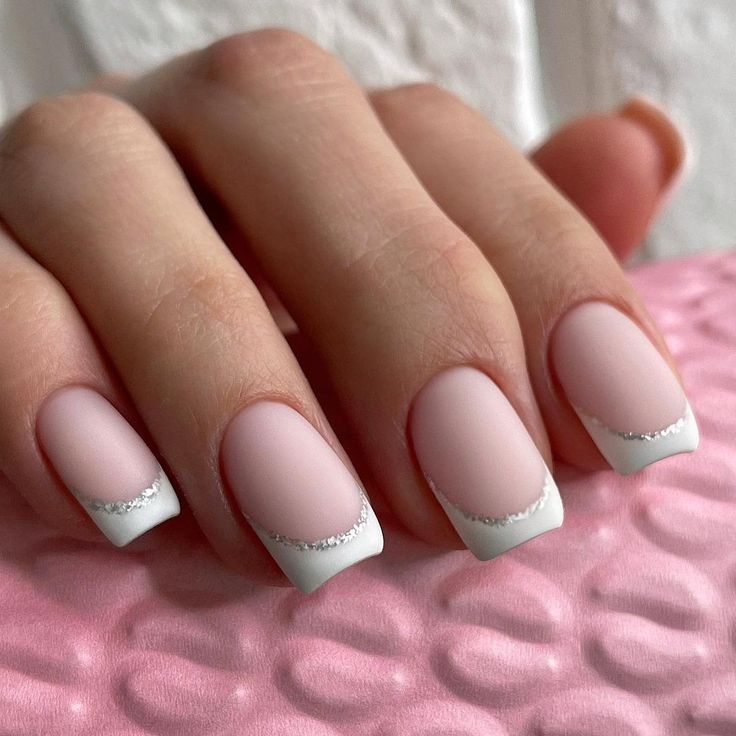 Short French Winter Nails 2023-2024 21 Ideas