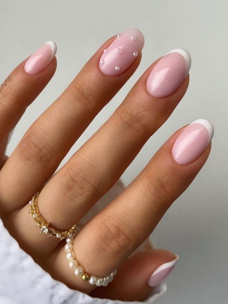 Short French Winter Nails 2023-2024 21 Ideas