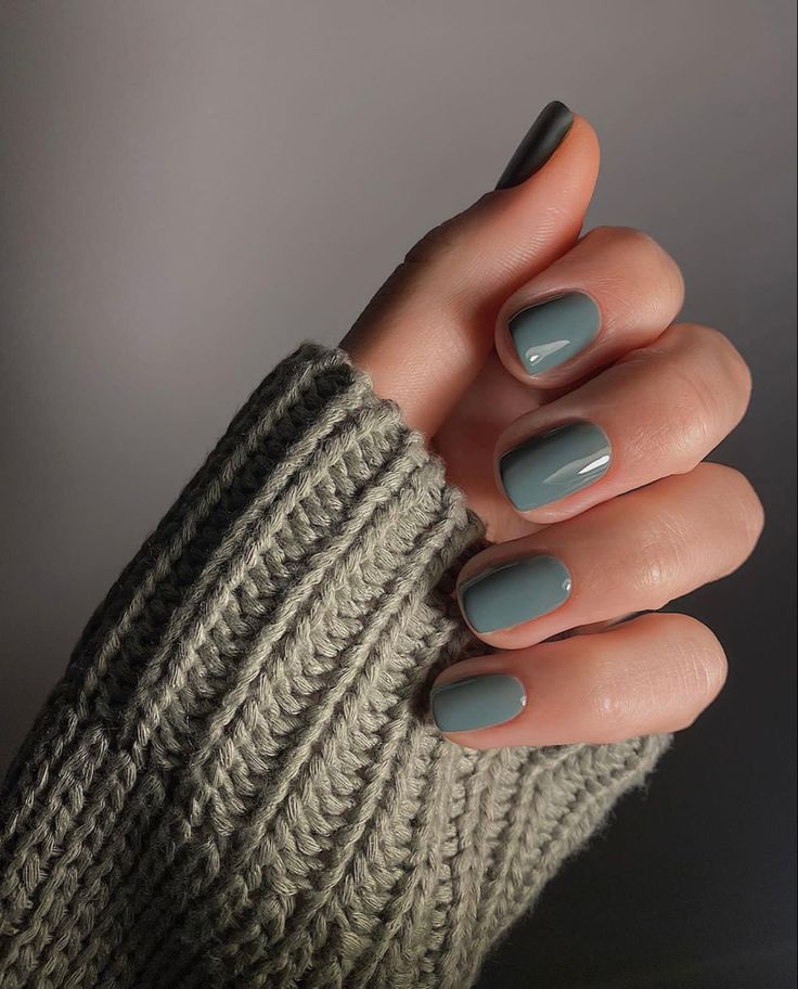 Nails Winter Natural 2023-2024 18 nápadů: Přijměte sezónu stylově