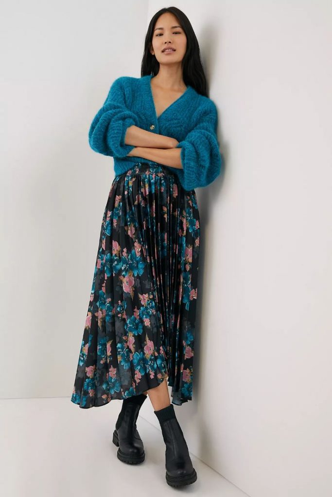 Winter Skirt Outfit 2023 - 2024 18 Ideas: Stay Stylish and Warm