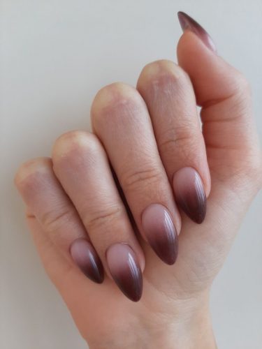 Gradient Red Wine Nails 375x500 