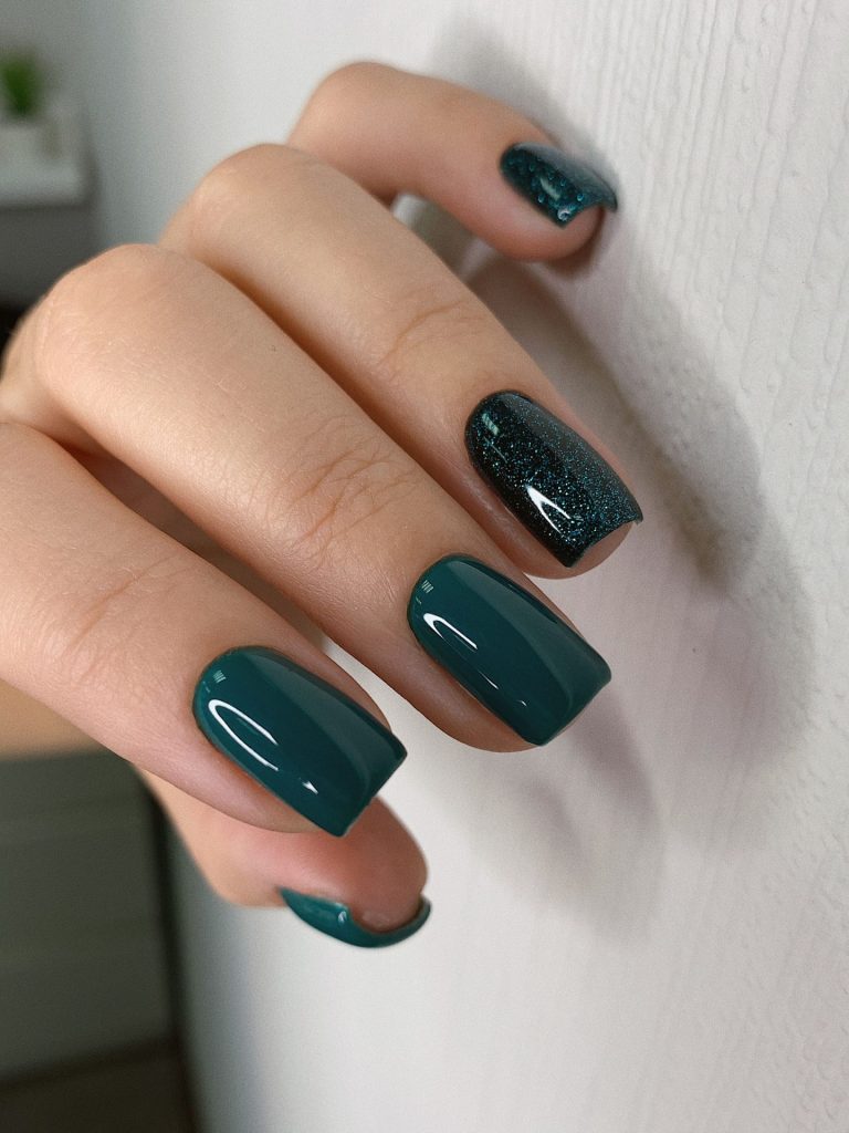 Winter Nail Colors 2023-2024 16 Ideas: Embrace the Season in Style