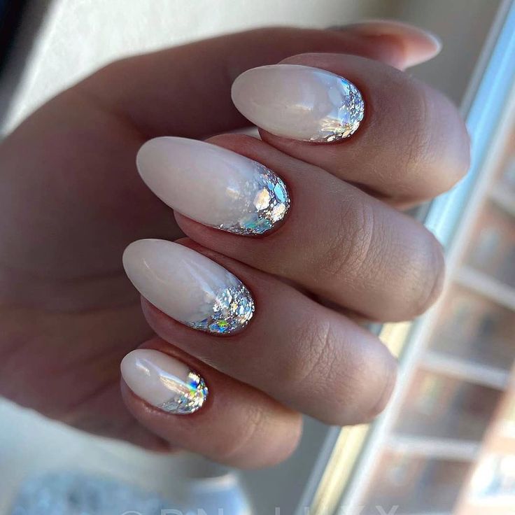 Silver Winter Nails 2023 - 2024 21 Ideas: Shimmering Elegance for the Season