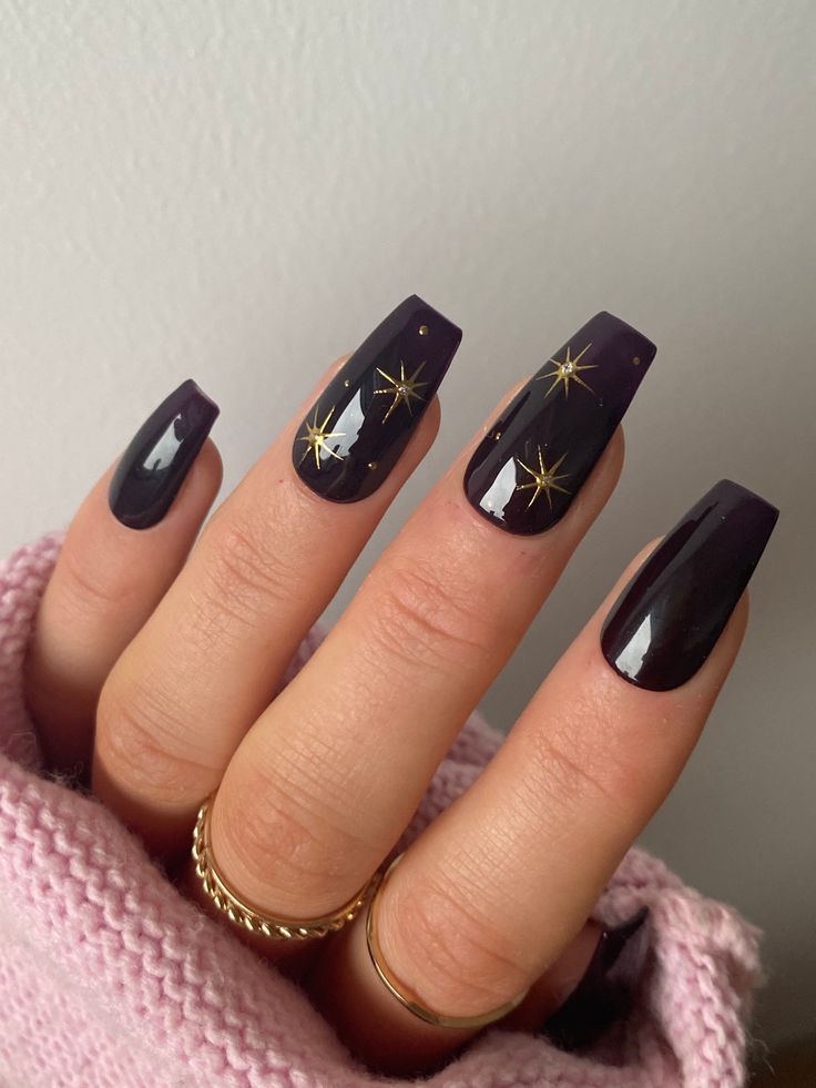 Edgy Winter Nails 2023-2024 20 Ideas: Rock Your Cold-Weather Look with Style