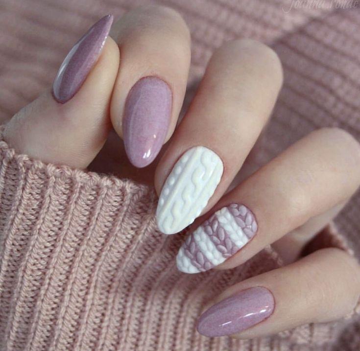 Oval Nails Winter Colors 2023 - 2024 16 Ideas