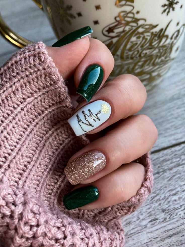 Nails Winter Natural 2023-2024 18 nápadů: Přijměte sezónu stylově