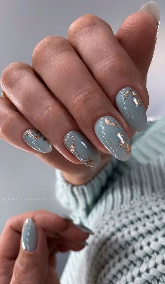 Oval Nails Winter Colors 2023 - 2024 16 Ideas