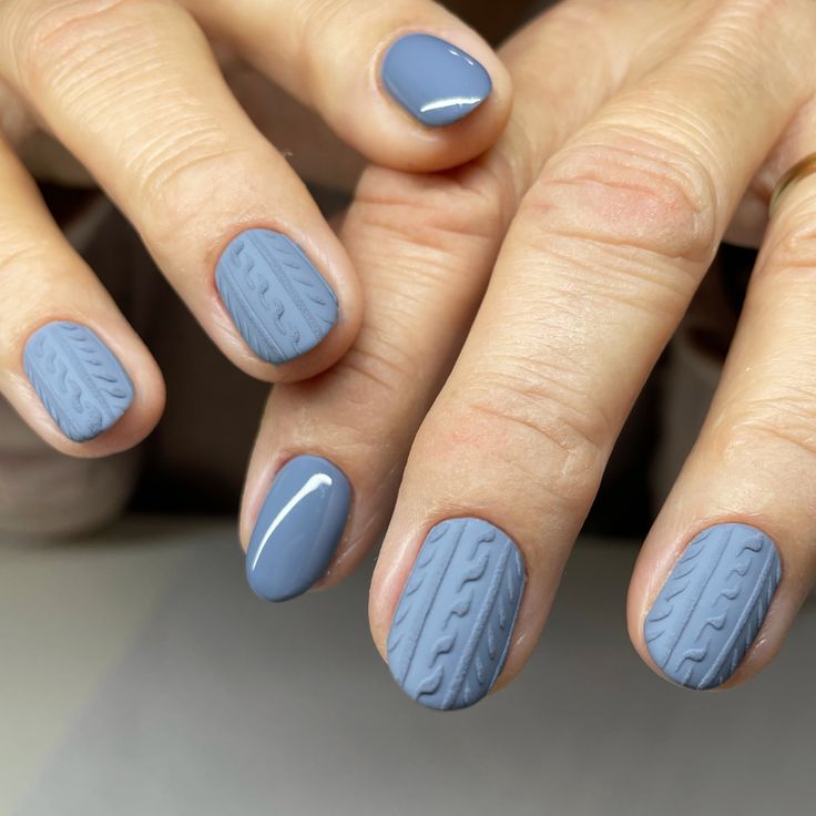 Short Winter Nails 2023 - 2024 20 Ideas: Chic and Cozy Nail Trends