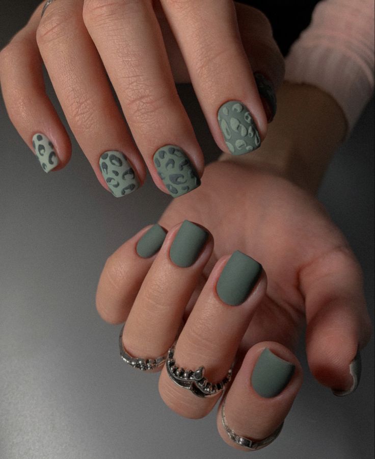 Winter Nails Square Short 2023-2024 20 Ideas