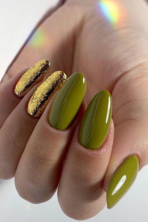 New Year's Nail Art 2024 18 Ideas: Lunar, Chinese Inspirations & Trendy Designs