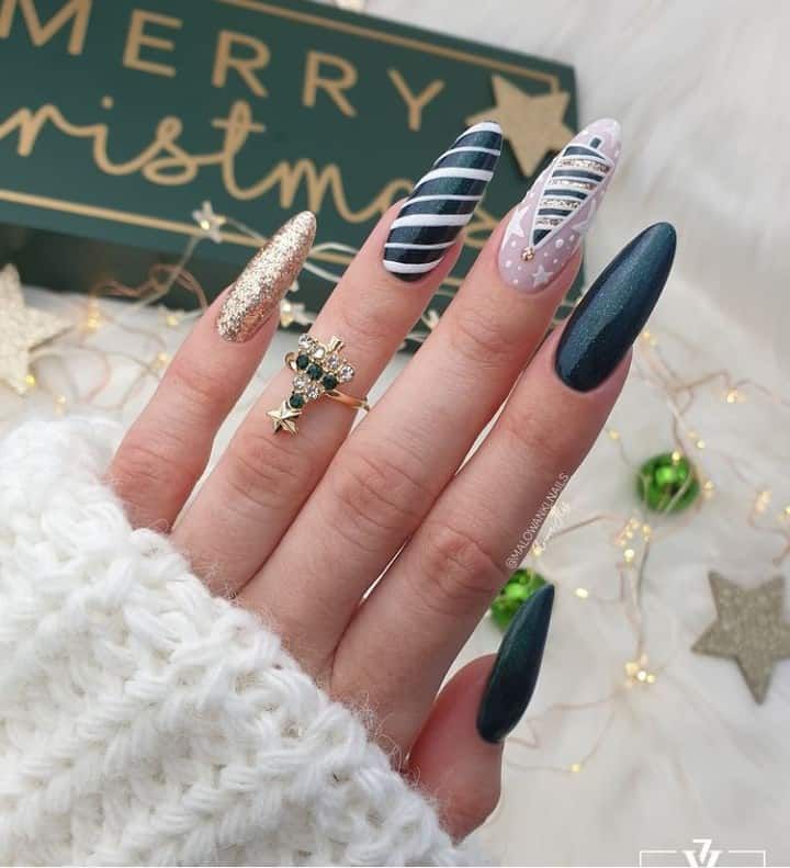 Christmas 2023 Nail Color 18 Ideas: From Classic Red to Disney Art