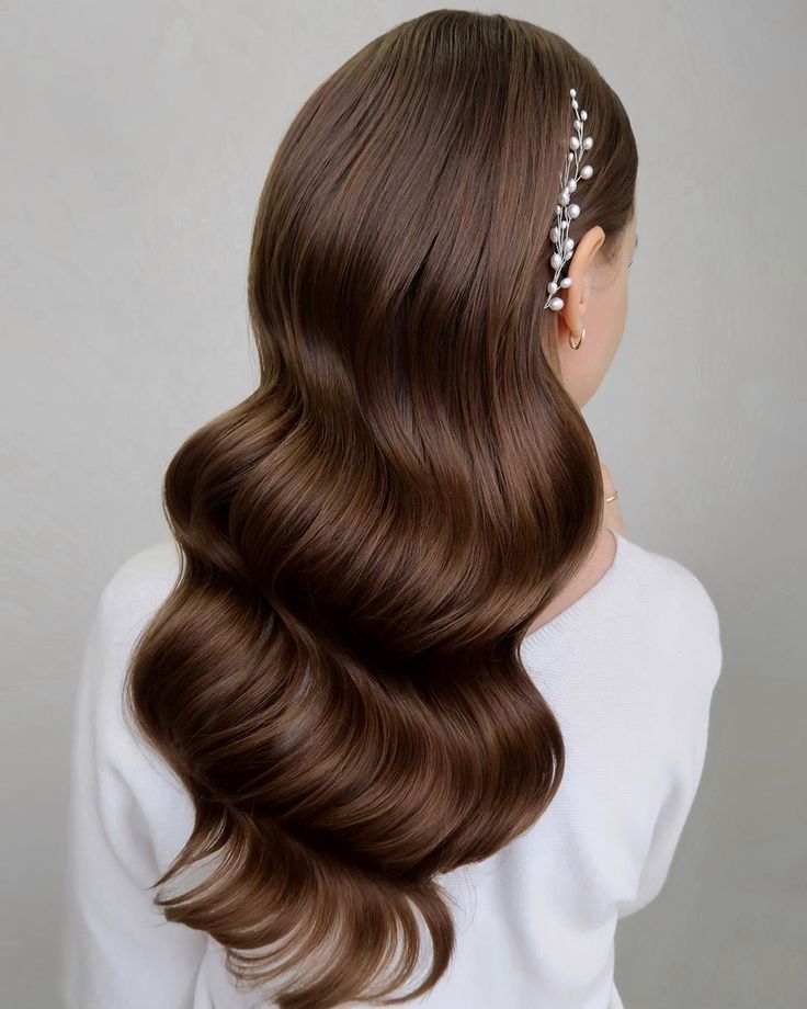 Christmas Hairstyles for Long Hair 2023 18 Ideas