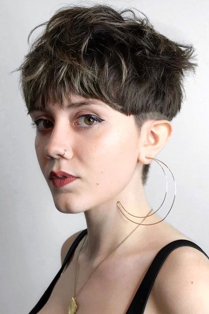 Pixie Haircut 2024 16 nápadů: Buďte napřed s delšími, krátkými a červenými styly