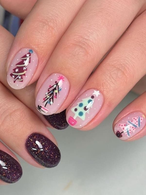 Short Christmas Nails 2023 16 Ideas: Festive and Trendy Nail Designs