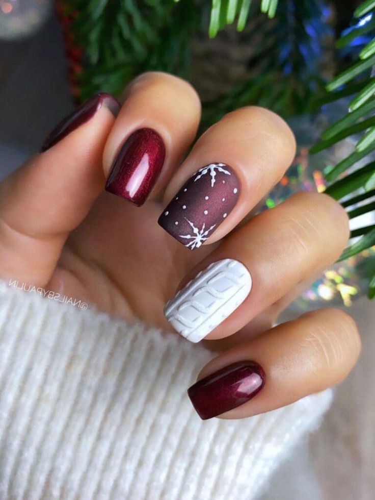 Christmas Nails Acrylic 2023 24 Ideas: From Red to Coffin Long Trends