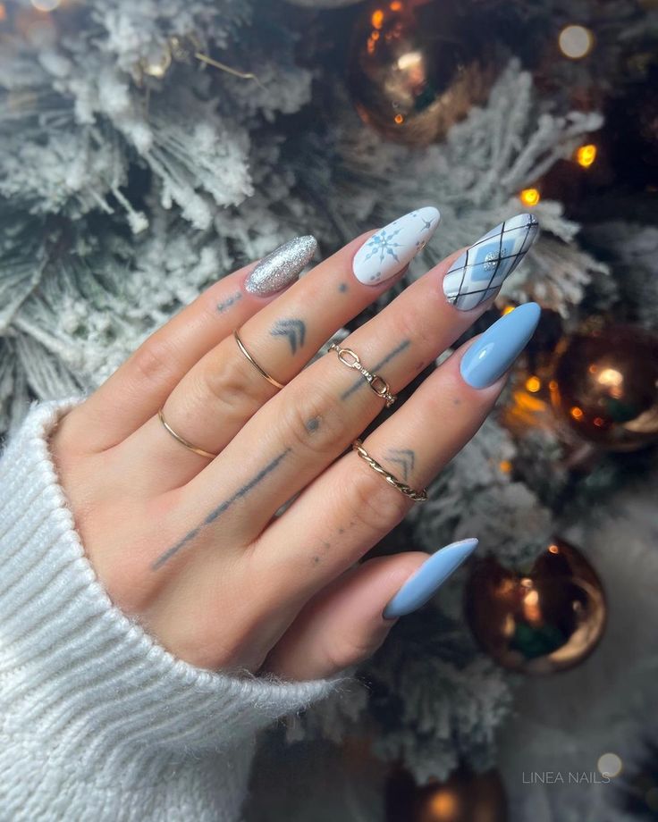 Long Christmas Nails 2023 18 Ideas: Nail Art Inspiration for the Festive Season