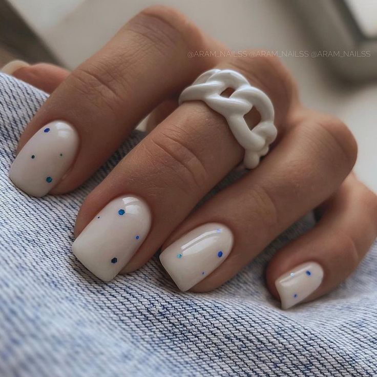 Winter Manicure 2023-2024 16 Ideas: Nailing the Season's Trends