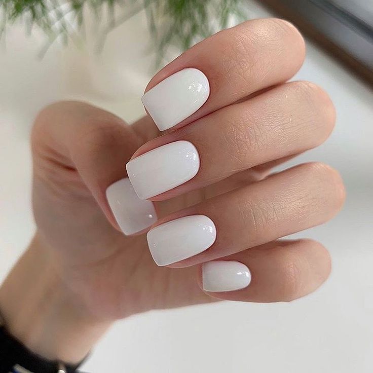 Short New Year's Nails White 2024 18 Ideas: Trendy Designs & Manicure Art