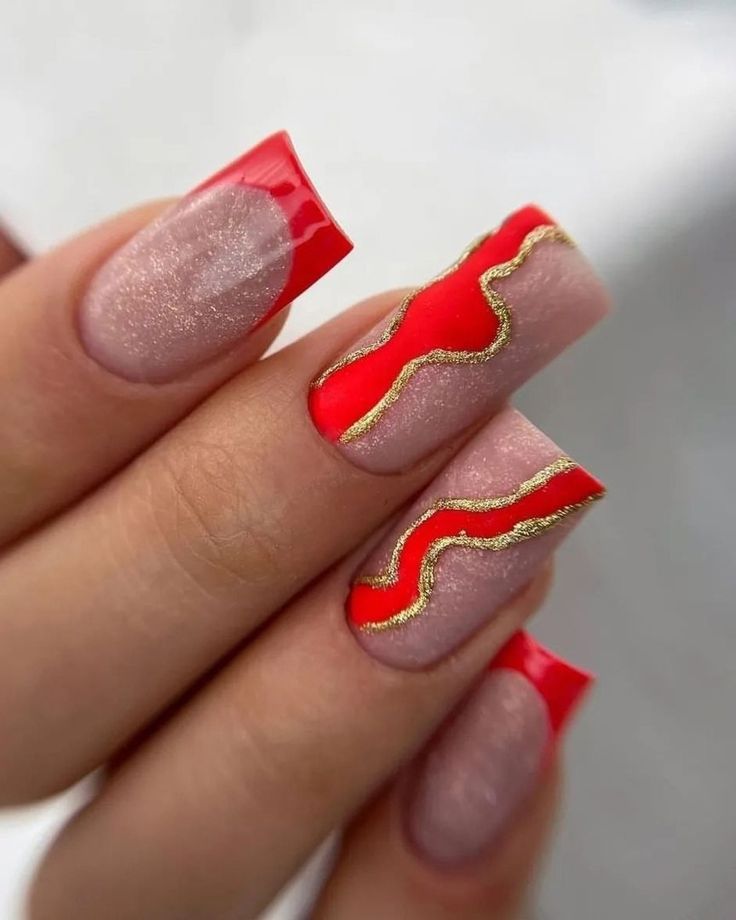 Novoroční nail art 2024 18 nápadů: Lunární, čínské inspirace a trendy vzory